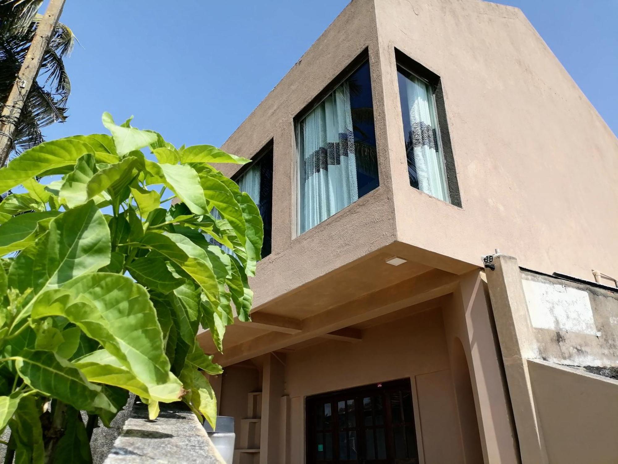 Villa Yuvin Dondra Exterior photo